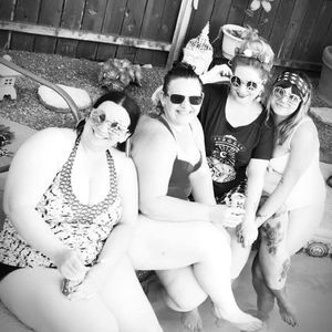 Meet your Posher, Amie